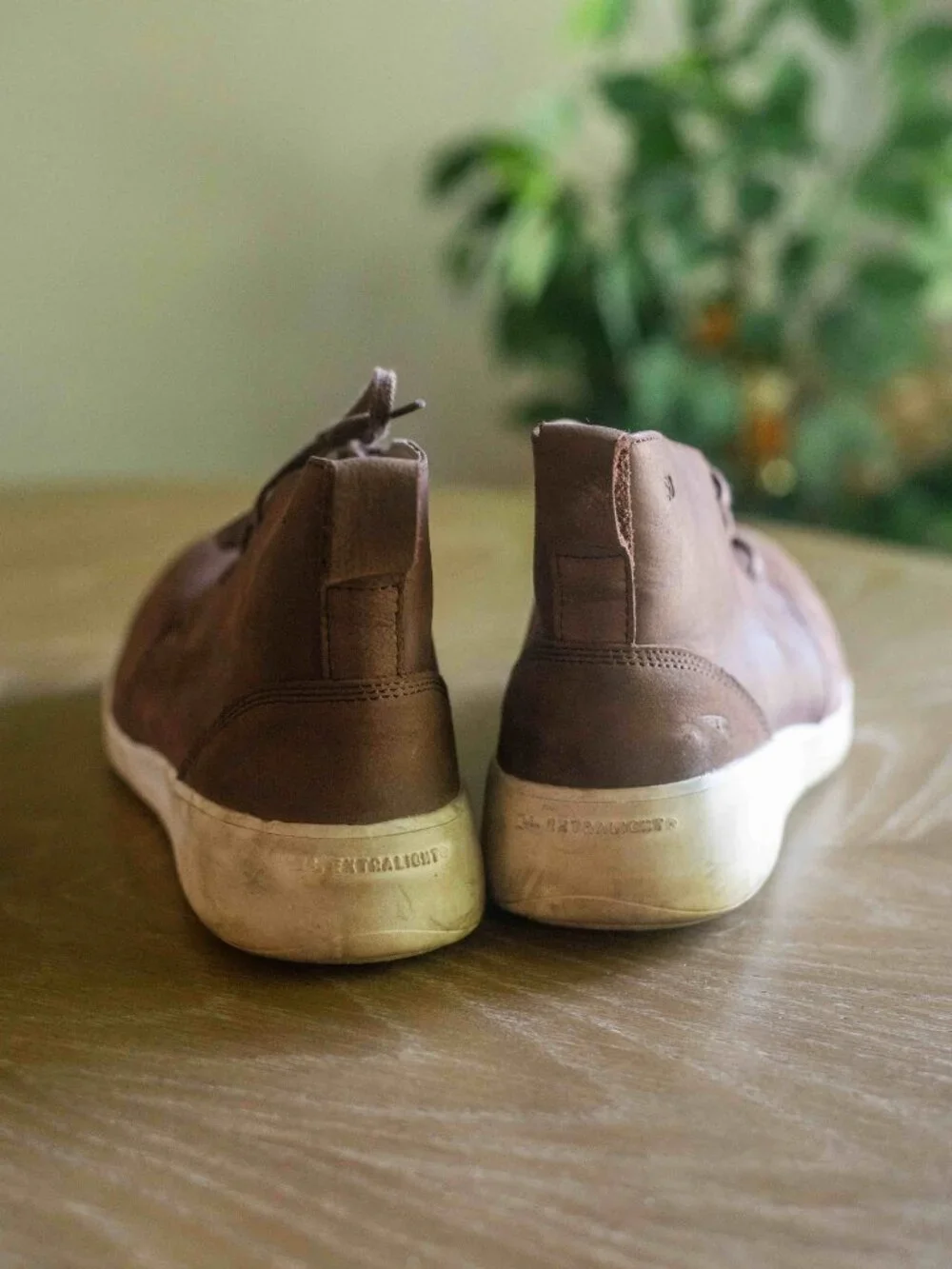 Red Wing 2035 Womens Brown Alumnium Toe Static Dissipative Lace Up Sneaker